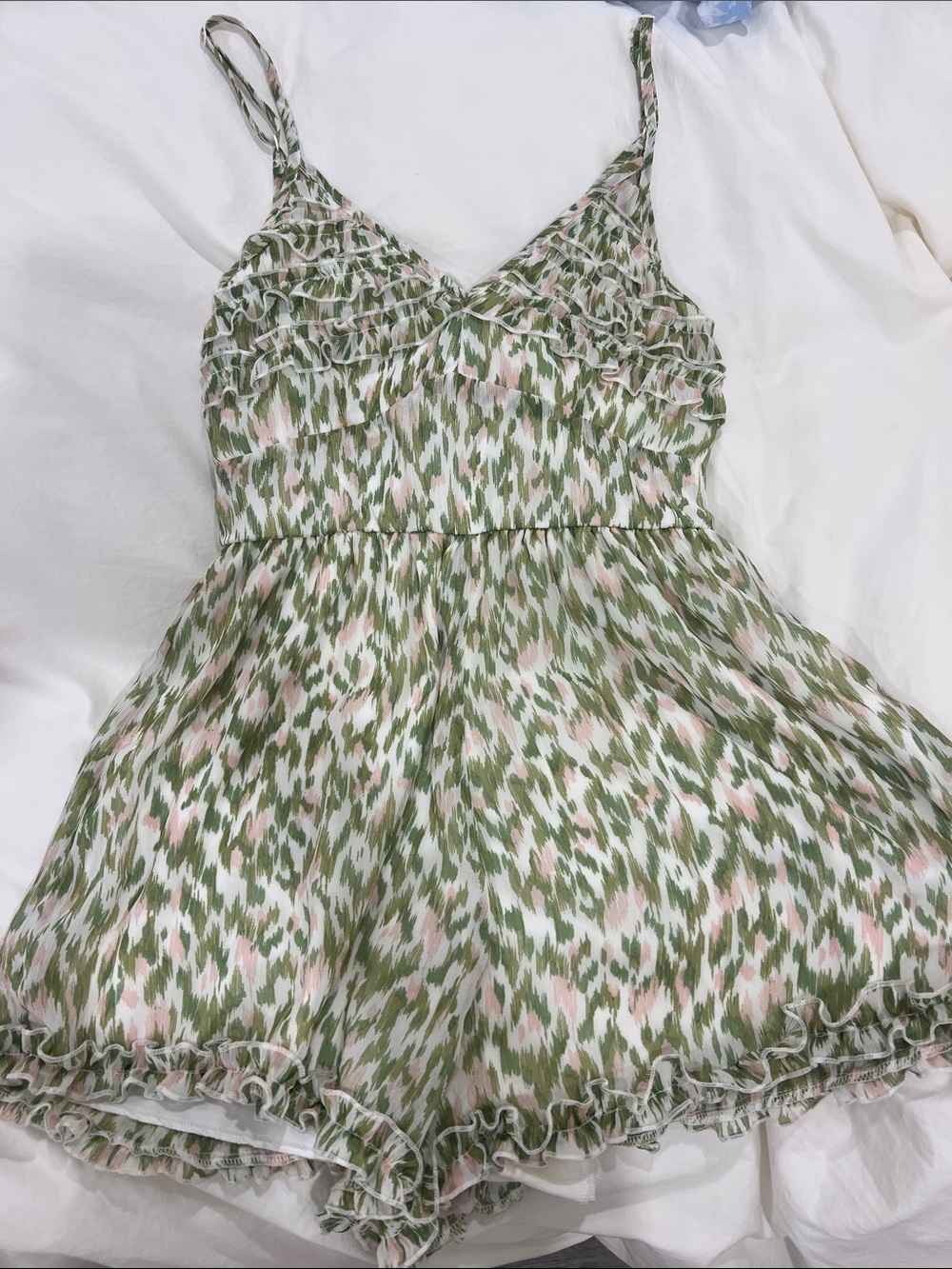 Francesca's Collections Green & Pink Printed Romper